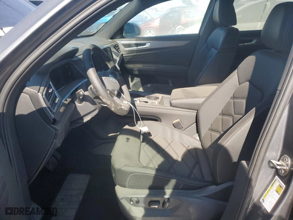 2024 Volkswagen Atlas Cross Sport 2.0T SE with VIN 1V2LE2CAXRC257420, listed as a Copart auction lot 44752985 with 0 mi miles and Salvage Title. Bid and sale history available at carsss.com. Image 7.