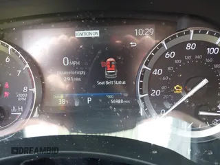 2022 Toyota Highlander XSE z VIN 5TDLZRBH2NS218214, wystawiony jako IAAI lot #40988121 z przebiegiem 56 988 mil mil oraz . Historia ofert i sprzedaży dostępna na DreamBid. Obrazek 7.