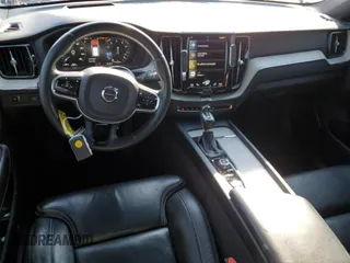 2018 Volvo XC60 Inscription z VIN YV4A22RL2J1036806, wystawiony jako Copart lot #42923675 z przebiegiem 53 101 mil mil oraz Szkoda całkowita • Salvage title. Historia ofert i sprzedaży dostępna na DreamBid. Obrazek 8.
