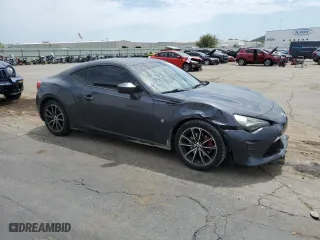 2017 Toyota 86 with VIN JF1ZNAA19H8703878, listed as a Copart auction lot 67611084 with 102,142 mi miles and Salvage Title. Bid and sale history available at carsss.com. Image 4.