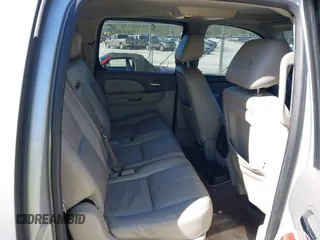 2014 Chevrolet Suburban LT with VIN 1GNSCJE06ER105294, listed as a IAAI auction lot 41687882 with 200,698 mi miles. Bid and sale history available at carsss.com. Image 8.