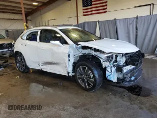 2019 Lexus UX 200 z VIN JTHY3JBH1K2014188, wystawiony jako Copart lot #57559425 z przebiegiem 72 669 mil mil oraz Szkody całkowita. Historia ofert i sprzedaży dostępna na DreamBid. Obrazek 4.