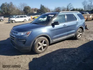 2019 Ford Explorer XLT with VIN 1FM5K7D88KGB29179, listed as a Copart auction lot 84379854 with 128,702 mi miles and Salvage Title. Bid and sale history available at carsss.com. Image 1.