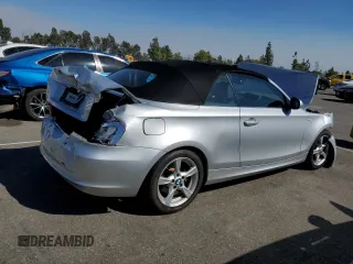 2013 BMW 1 Series 128i z VIN WBAUN1C55DVR01242, wystawiony jako Copart lot #71388854 z przebiegiem 35 350 mil mil oraz Szkoda całkowita • Salvage title. Historia ofert i sprzedaży dostępna na DreamBid. Obrazek 3.