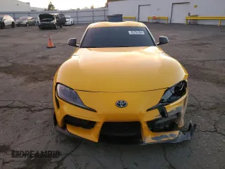 2021 Toyota GR Supra 2.0 with VIN WZ1DB2C00MW046029, listed as a Copart auction lot 85794394 with 0 mi miles and Salvage Title. Bid and sale history available at carsss.com. Image 5.