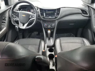 2019 Chevrolet Trax LT z VIN 3GNCJLSB6KL388214, wystawiony jako Copart lot #56182105 z przebiegiem 77 880 mil mil oraz Czysty tytuł • Clean title. Historia ofert i sprzedaży dostępna na DreamBid. Obrazek 8.