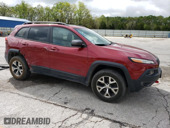 2014 Jeep Cherokee Trailhawk z VIN 1C4PJMBS2EW100476, wystawiony jako Copart lot #55130035 z przebiegiem 136 943 mil mil oraz Szkoda całkowita • Salvage title. Historia ofert i sprzedaży dostępna na DreamBid. Obrazek 4.