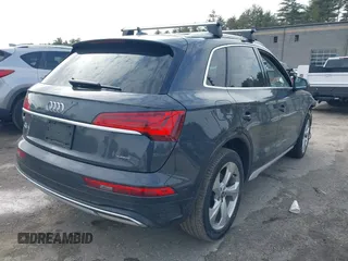 2021 Audi Q5 Prestige with VIN WA1CAAFY5M2050748, listed as a IAAI auction lot 41704470 with 55,162 mi miles. Bid and sale history available at carsss.com. Image 4.