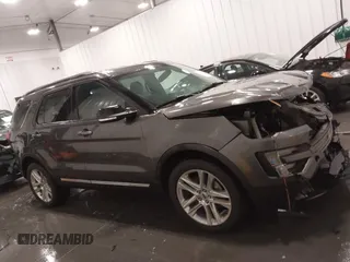2017 Ford Explorer XLT z VIN 1FM5K8D84HGD50759, wystawiony jako IAAI lot #41707113 z przebiegiem 115 901 mil mil oraz . Historia ofert i sprzedaży dostępna na DreamBid. Obrazek 13.