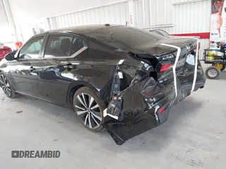 2019 Nissan Altima SR with VIN 1N4BL4CV4KC100348, listed as a IAAI auction lot 42116372 with 178,495 mi miles and . Bid and sale history available at carsss.com. Image 3.