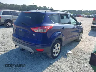 2013 Ford Escape SE with VIN 1FMCU9GX5DUD32339, listed as a IAAI auction lot 42614416 with 151,402 mi miles and . Bid and sale history available at DreamBid. Image 4.