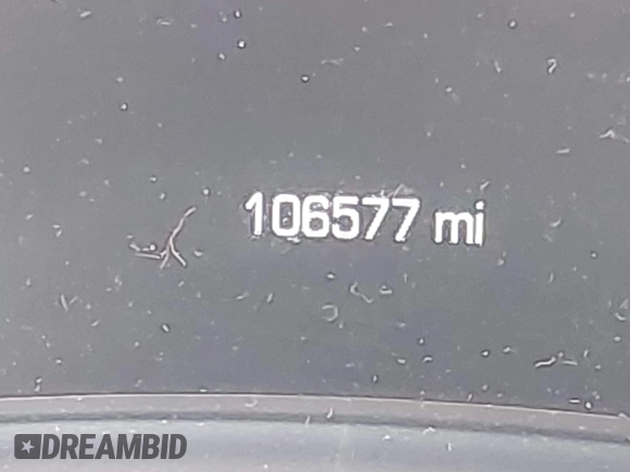 2015 Chrysler 300 with VIN 2C3CCAGGXFH831351, listed as a IAAI auction lot 41721941 with 106,577 mi miles. Bid and sale history available at carsss.com. Image 15.