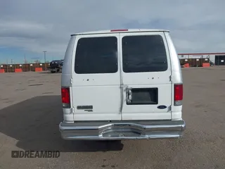 2008 Ford Econoline Passenger XL with VIN 1FBSS31L58DB42639, listed as a IAAI auction lot 41301281 with 122,582 mi miles and . Bid and sale history available at DreamBid. Image 15.