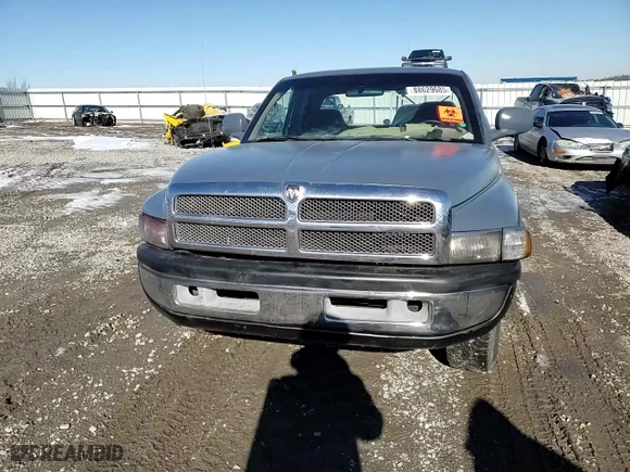 1998 Dodge Ram 1500 with VIN 3B7HC12Y8WM266634, listed as a Copart auction lot 88629685 with 0 mi miles and Salvage Title. Bid and sale history available at carsss.com. Image 10.