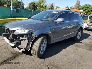 2015 Audi Q7 S line Prestige z VIN WA1DGAFE7FD023180, wystawiony jako Copart lot #60229765 z przebiegiem 111 364 mil mil oraz Szkoda całkowita • Salvage title. Historia ofert i sprzedaży dostępna na DreamBid. Obrazek 1.