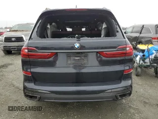 2020 BMW X7 xDrive40i with VIN 5UXCW2C03L9B44405, listed as a Copart auction lot 86332544 with 0 mi miles and Salvage Title. Bid and sale history available at carsss.com. Image 6.