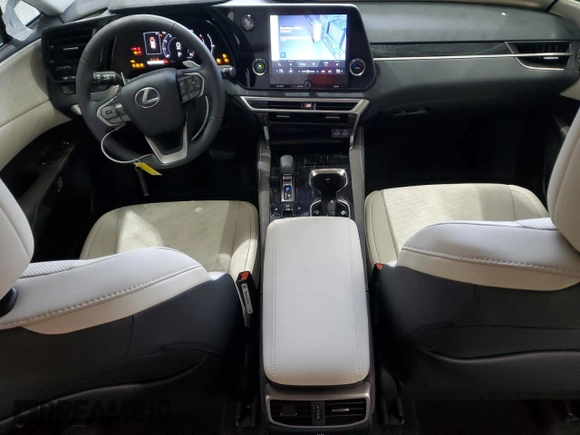 2024 Lexus RX 350 z VIN 2T2BAMBA8RC044278, wystawiony jako Copart lot #52882485 z przebiegiem 6 405 mil mil oraz Szkoda całkowita • Salvage title. Historia ofert i sprzedaży dostępna na DreamBid. Obrazek 8.