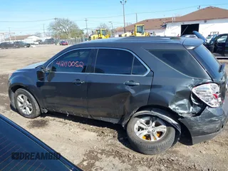 2017 Chevrolet Equinox LS z VIN 2GNALBEK7H1577908, wystawiony jako IAAI lot #42110052 z przebiegiem 112 573 mil mil oraz . Historia ofert i sprzedaży dostępna na DreamBid. Obrazek 14.