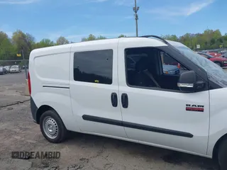 2017 Ram ProMaster City Cargo Tradesman z VIN ZFBERFAB5H6G52366, wystawiony jako IAAI lot #42147505 z przebiegiem 45 276 mil mil oraz . Historia ofert i sprzedaży dostępna na DreamBid. Obrazek 13.