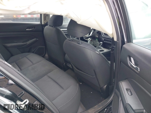 2022 Nissan Altima SV z VIN 1N4BL4DV8NN318591, wystawiony jako IAAI lot #42039464 z przebiegiem 73 129 mil mil oraz . Historia ofert i sprzedaży dostępna na DreamBid. Obrazek 8.