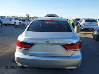 2014 Lexus LS 460 with VIN JTHBL5EF2E5132342, listed as a IAAI auction lot 41824998 with 75,301 mi miles and . Bid and sale history available at DreamBid. Image 16.