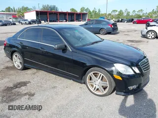 2010 Mercedes-Benz E 350 Luxury с VIN WDDHF5GBXAA113462, выставлен на аукционе IAAI как лот 42853835 с пробегом 168 383 миль миль и . История ставок и продаж доступна на DreamBid. Изображение 1.