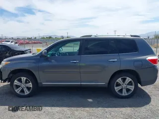 2012 Toyota Highlander Limited with VIN 5TDDK3EH8CS129178, listed as a IAAI auction lot 42025104 with 171,520 mi miles. Bid and sale history available at carsss.com. Image 14.