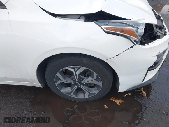 2019 Kia Forte LXS with VIN 3KPF24AD4KE037091, listed as a IAAI auction lot 41461522 with 138,590 mi miles. Bid and sale history available at carsss.com. Image 17.