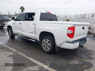 2016 Toyota Tundra 2WD SR5 with VIN 5TFGY5F12GX194147, listed as a IAAI auction lot 41877936 with 61,509 mi miles. Bid and sale history available at carsss.com. Image 3.