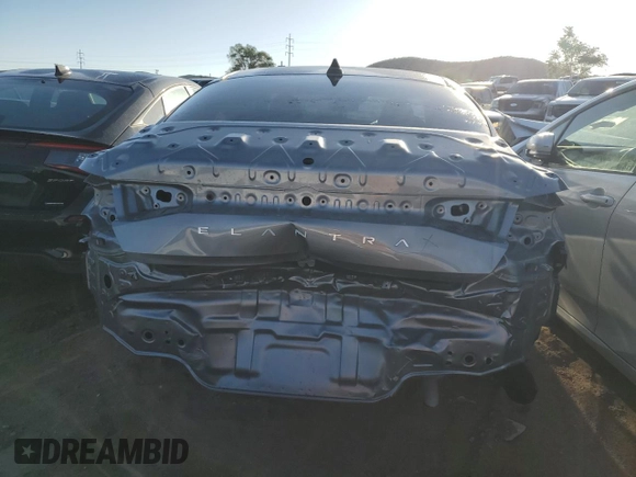 2024 Hyundai Elantra SE с VIN KMHLL4DG2RU814137, выставлен на аукционе Copart как лот 55180265 с пробегом 7 080 миль миль и Списание • Salvage title. История ставок и продаж доступна на DreamBid. Изображение 6.