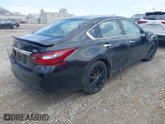 2017 Nissan Altima S z VIN 1N4AL3AP5HC258846, wystawiony jako IAAI lot #41902833 z przebiegiem 114 410 mil mil oraz . Historia ofert i sprzedaży dostępna na DreamBid. Obrazek 4.