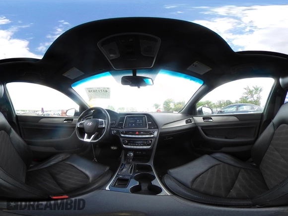 2019 Hyundai Sonata Sport z VIN 5NPE34AFXKH740037, wystawiony jako IAAI lot #42215038 z przebiegiem 79 714 mil mil oraz . Historia ofert i sprzedaży dostępna na DreamBid. Obrazek 18.