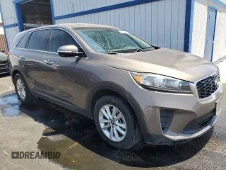 2019 Kia Sorento LX with VIN 5XYPG4A54KG443292, listed as a Copart auction lot 64502715 with 141,287 mi miles and Clean title. Bid and sale history available at DreamBid. Image 4.