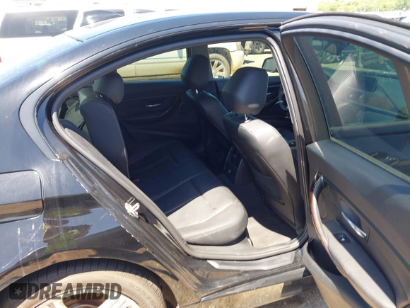 2014 BMW 3 Series 328i с VIN WBA3A5G54ENP32289, выставлен на аукционе IAAI как лот 42316443 с пробегом Не указан миль и . История ставок и продаж доступна на DreamBid. Изображение 8.