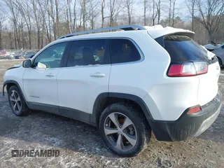 2020 Jeep Cherokee Limited with VIN 1C4PJLDB2LD535210, listed as a IAAI auction lot 41268119 with 119,918 mi miles. Bid and sale history available at carsss.com. Image 14.