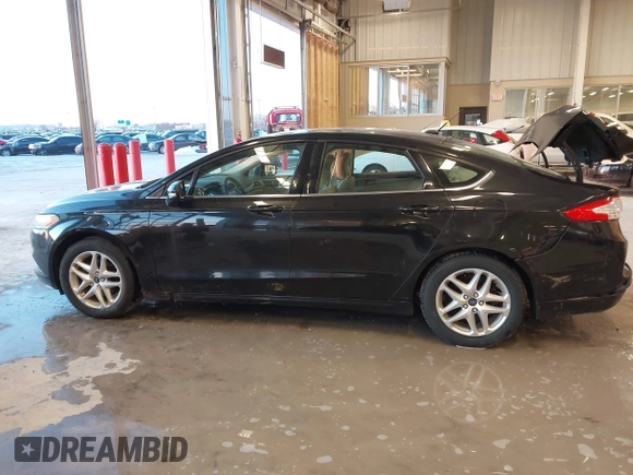 2013 Ford Fusion SE with VIN 3FA6P0HR7DR122844, listed as a IAAI auction lot 41357817 with 122,776 mi miles. Bid and sale history available at carsss.com. Image 14.