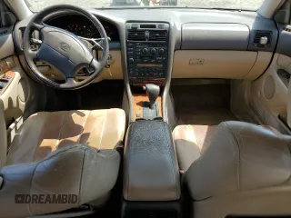 1995 Lexus GS 300 z VIN JT8JS47E8S0110254, wystawiony jako Copart lot #55109325 z przebiegiem 127 333 mil mil oraz Tytuł czysty. Historia ofert i sprzedaży dostępna na DreamBid. Obrazek 8.