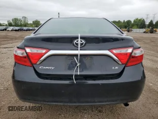 2017 Toyota Camry XLE z VIN 4T1BF1FK5HU780261, wystawiony jako Copart lot #57806555 z przebiegiem 216 536 mil mil oraz Szkoda całkowita • Salvage title. Historia ofert i sprzedaży dostępna na DreamBid. Obrazek 6.