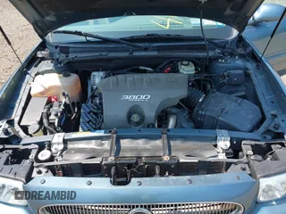 2000 Buick LeSabre Custom with VIN 1G4HP54K0Y4173038, listed as a IAAI auction lot 40007654 with Not Provided miles and . Bid and sale history available at carsss.com. Image 10.