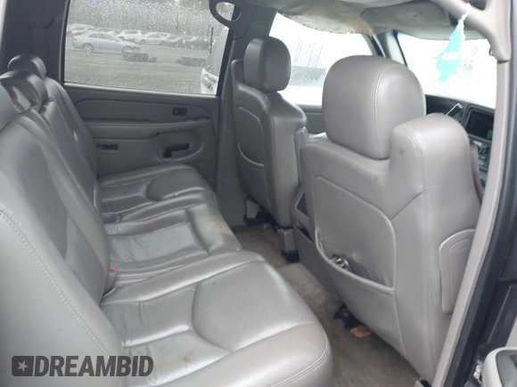 2006 Chevrolet Suburban LS z VIN 1GNFK16Z26J142019, wystawiony jako IAAI lot #42367928 z przebiegiem 397 927 mil mil oraz . Historia ofert i sprzedaży dostępna na DreamBid. Obrazek 8.