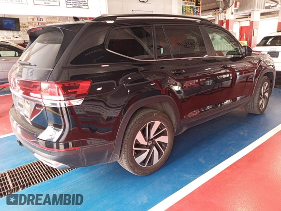 2024 Volkswagen Atlas SE с VIN 1V2HR2CA0RC565268, выставлен на аукционе IAAI как лот 42796122 с пробегом 25 132 миль миль и . История ставок и продаж доступна на DreamBid. Изображение 5.