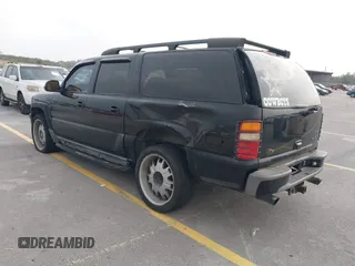 2002 Chevrolet Suburban LT with VIN 3GNFK16Z72G165792, listed as a IAAI auction lot 41921486 with 237,675 mi miles. Bid and sale history available at carsss.com. Image 3.