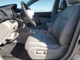 2011 Toyota Highlander Limited with VIN 5TDYK3EH7BS044171, listed as a Copart auction lot 52055235 with 202,724 mi miles and Non Repairable. Bid and sale history available at carsss.com. Image 7.
