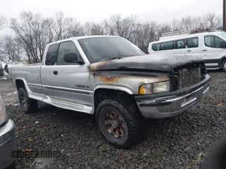 2001 Dodge Ram 2500 with VIN 3B7KF23Z21G722080, listed as a IAAI auction lot 41555920 with 68,760 mi miles. Bid and sale history available at carsss.com. Image 1.