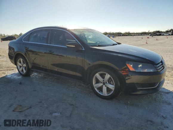 2012 Volkswagen Passat SE z VIN 1VWBH7A38CC049465, wystawiony jako Copart lot #43269985 z przebiegiem 140 636 mil mil oraz Szkoda całkowita • Salvage title. Historia ofert i sprzedaży dostępna na DreamBid. Obrazek 4.