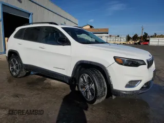 2022 Jeep Cherokee Limited with VIN 1C4PJMDX4ND555575, listed as a Copart auction lot 51074975 with 57,843 mi miles and Clean Title. Bid and sale history available at DreamBid. Image 4.
