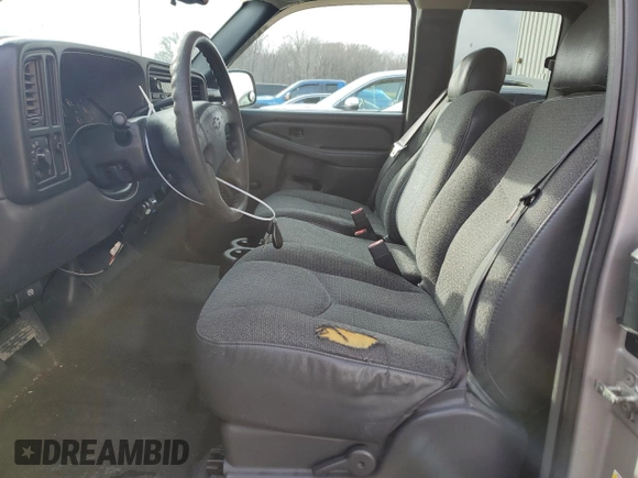 2006 Chevrolet Silverado 1500 Work Truck with VIN 1GCEC19X06Z285743, listed as a Copart auction lot 85202824 with 189,657 mi miles and Salvage Title. Bid and sale history available at carsss.com. Image 7.