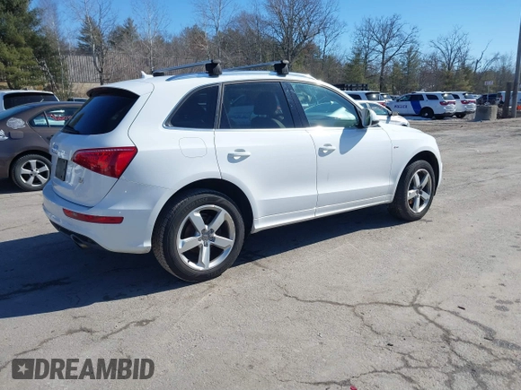 2012 Audi Q5 3.2L Premium Plus with VIN WA1DKAFP1CA101109, listed as a IAAI auction lot 41718242 with 166,120 mi miles. Bid and sale history available at carsss.com. Image 4.