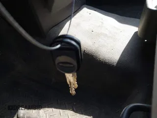 2011 Ford F-150 XL с VIN 1FTMF1CM1BKE13265, выставлен на аукционе IAAI как лот 41973290 с пробегом 246 958 миль миль и . История ставок и продаж доступна на DreamBid. Изображение 11.