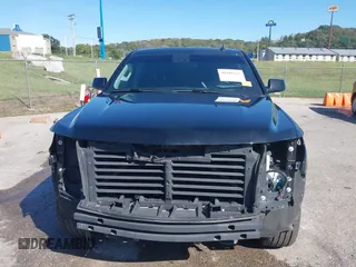2019 Chevrolet Suburban Premier with VIN 1GNSKJKJ1KR100936, listed as a IAAI auction lot 40489121 with 97,884 mi miles and . Bid and sale history available at DreamBid. Image 13.